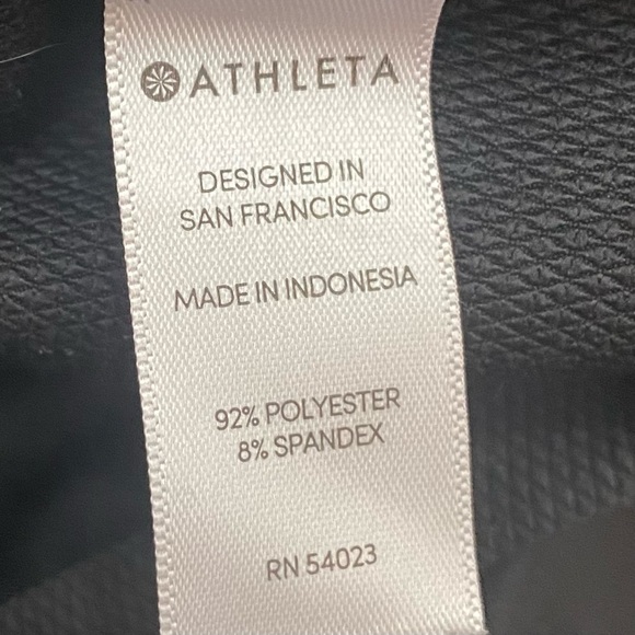 ATHLETA Black Midtown Cuffed Athletic Shorts Size 10 - Picture 10 of 13